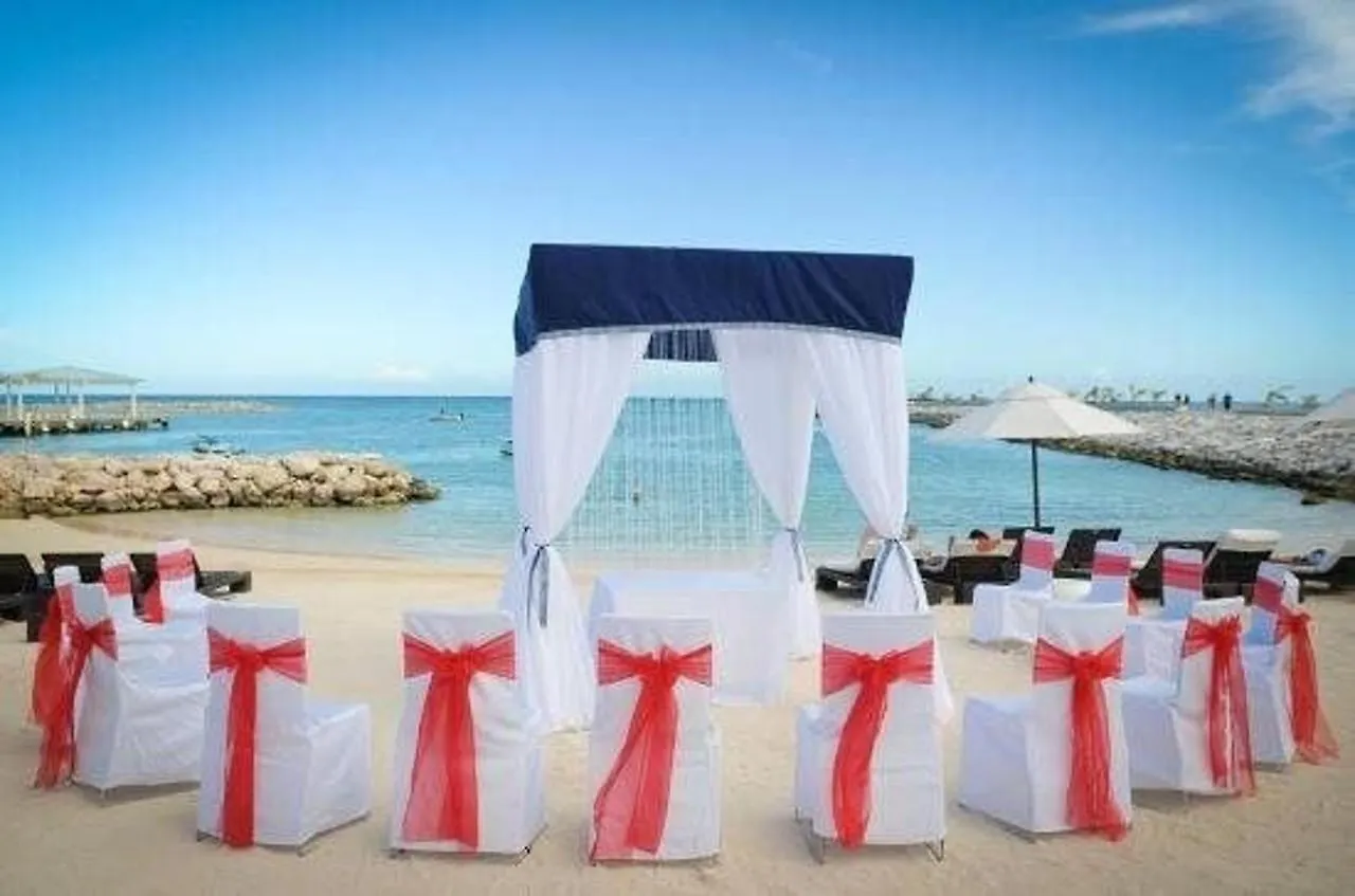 *****  Fishing Lodge Luxury Resort Punta Cana Dominican Republic